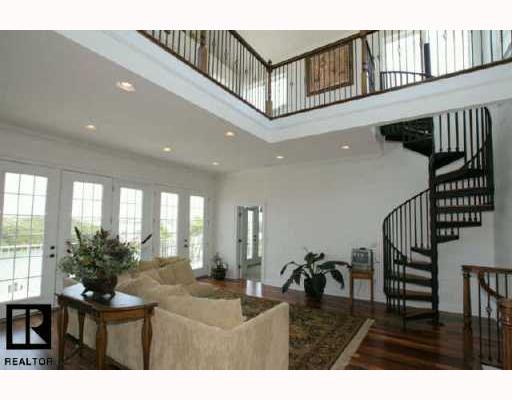 Open Bright Home